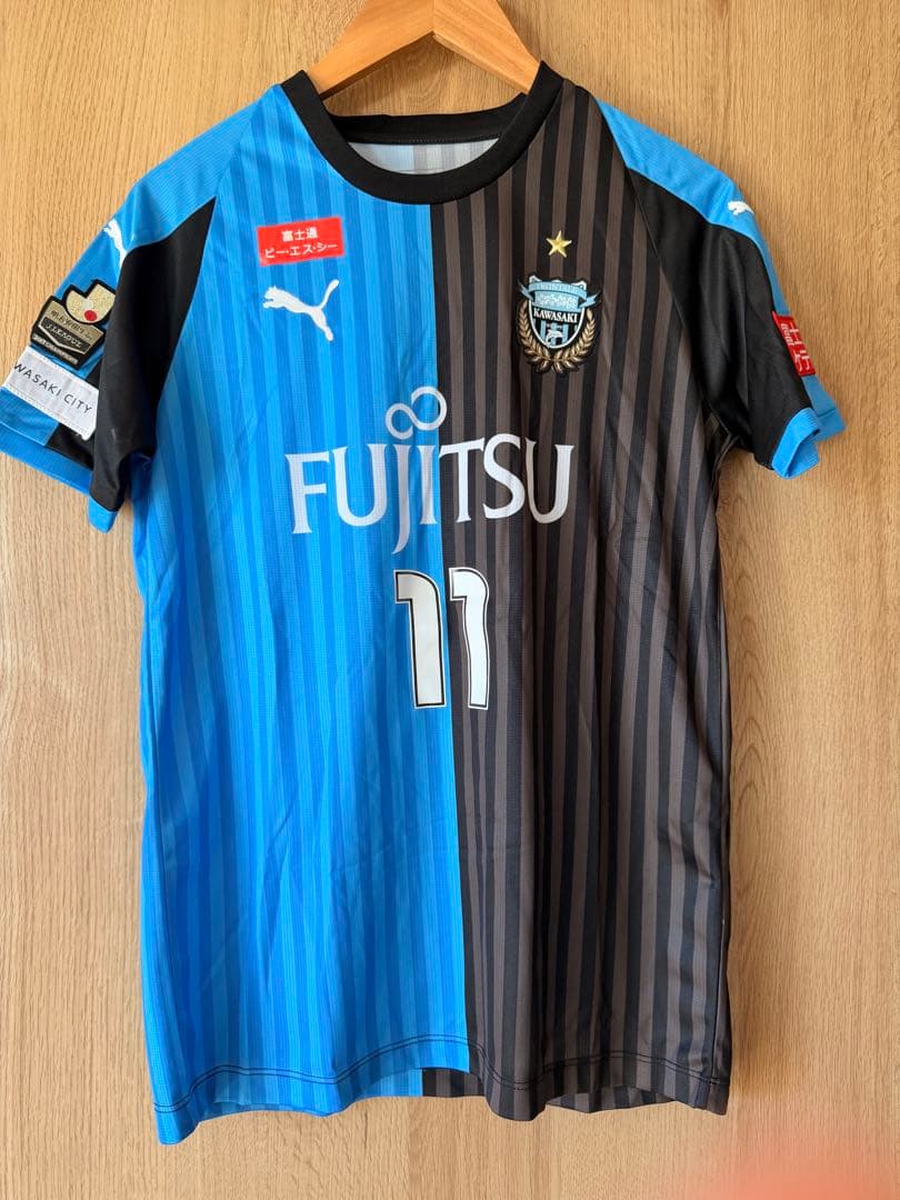 川崎フロンターレ　サイン入りユニフォーム