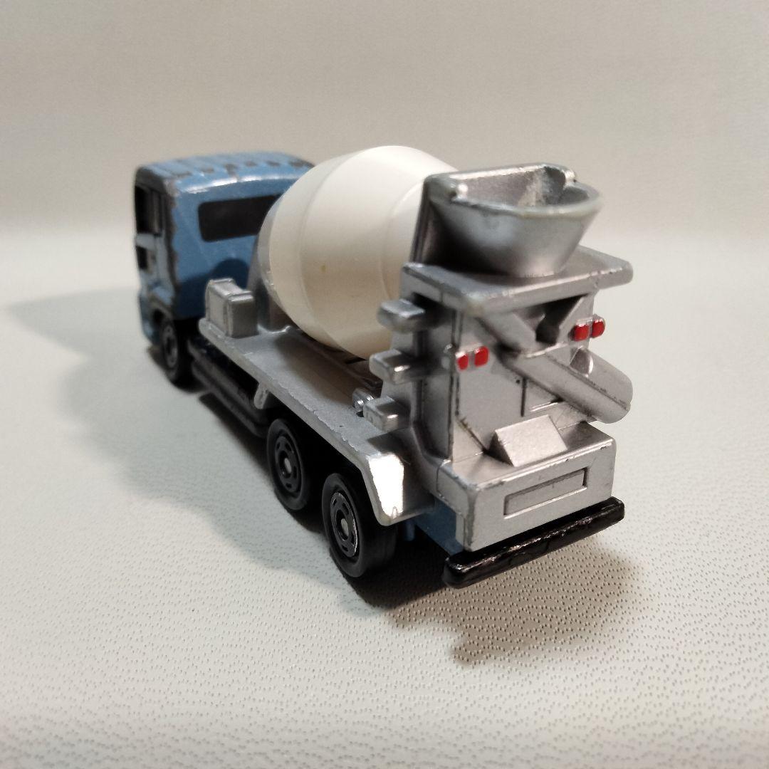 4501 トミカ 2005年 日産ディーゼル クオン ミキサー車 ルース