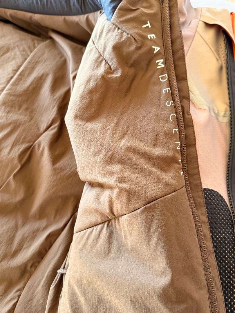 Team Descente 23-24ウェア