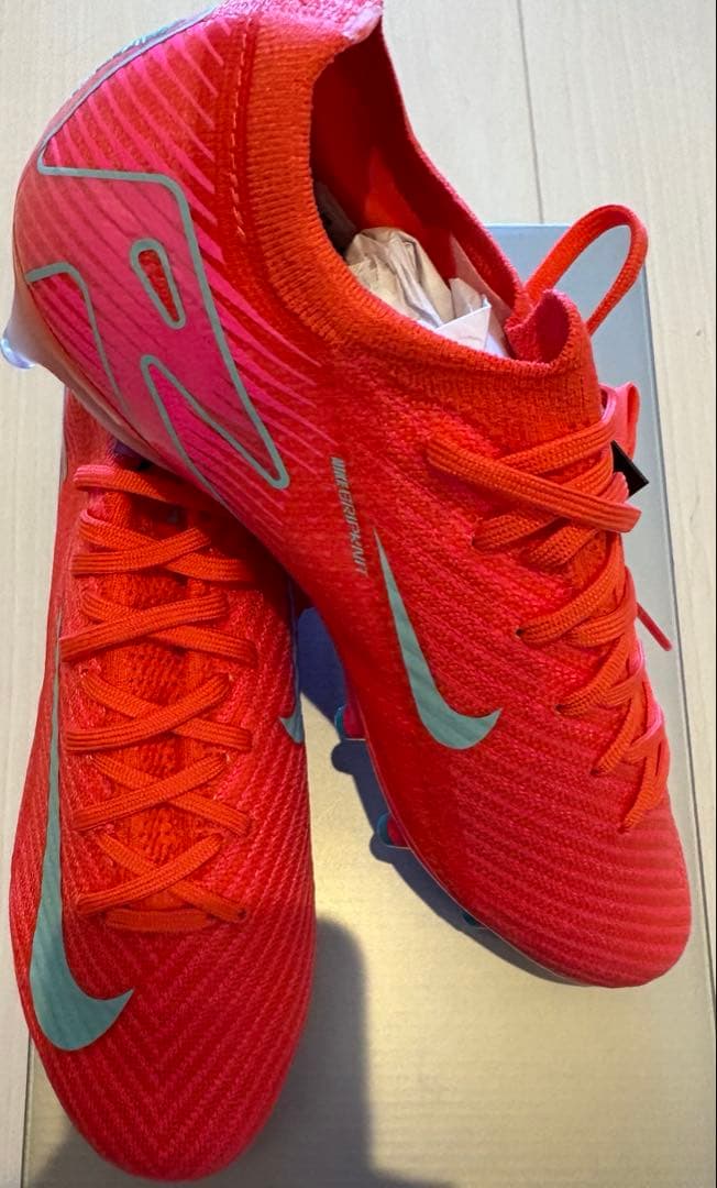 25.0 ズーム マーキュリアル ヴェイパー 16 エリート AG-PRO