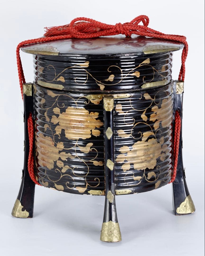 江戸後期〜明治期 黒漆塗 金蒔絵牡丹唐草文 行器 ほかい 婚礼道具 骨董 古美術