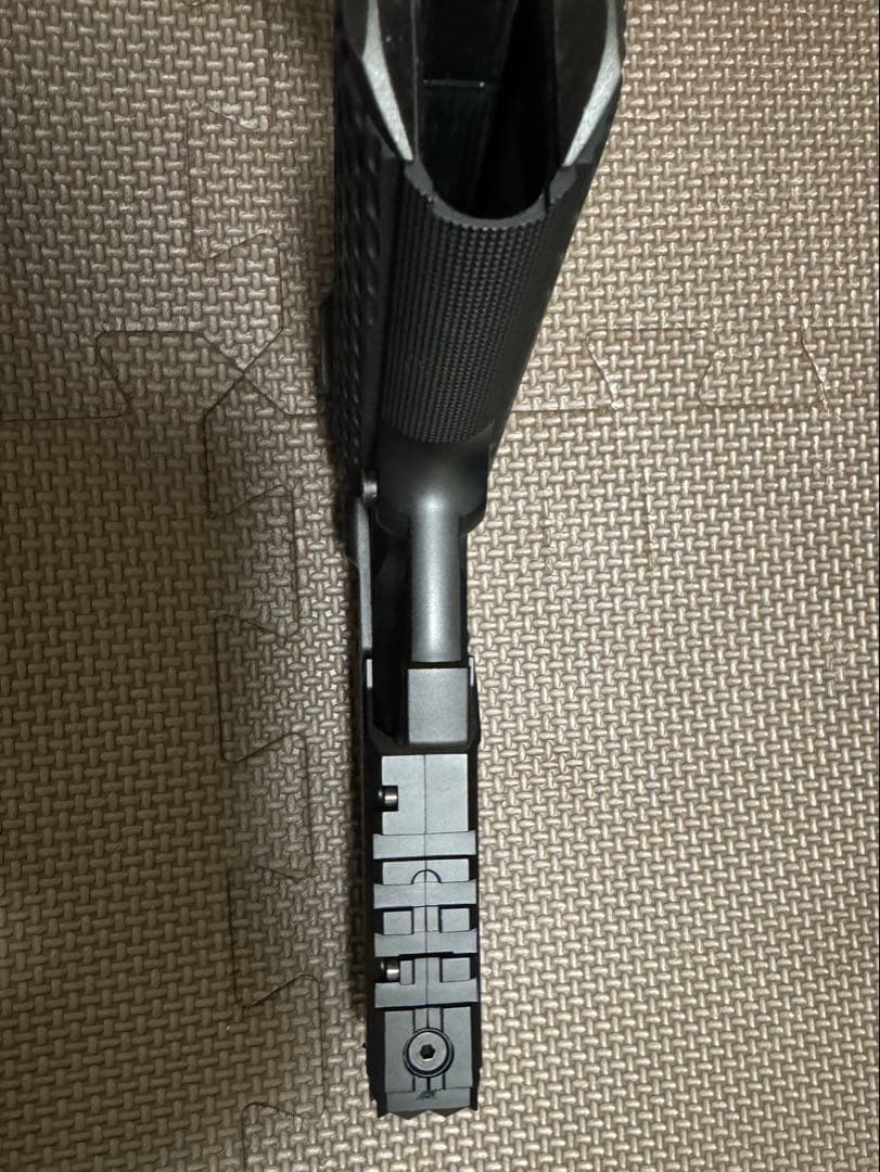 STRIKE WARRIOR ガスガン マガジン3本付き