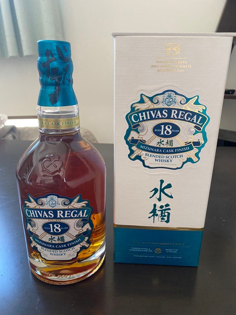 シーバスリーガル　ミズナラ　18年　箱付（箱はおまけ扱いです）