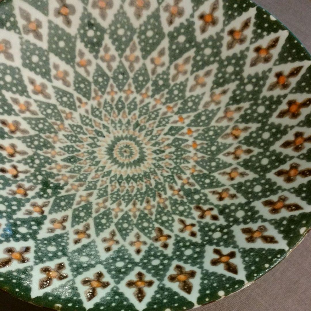 山野辺彩　皿②　径約20㎝　高さ約4.3㎝