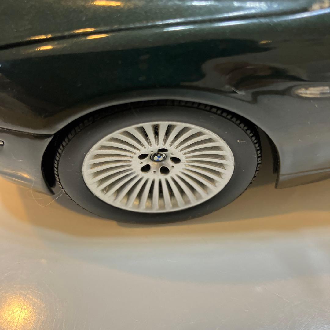 【非売品】 7シリーズ　1／18ダイキャストミニカー