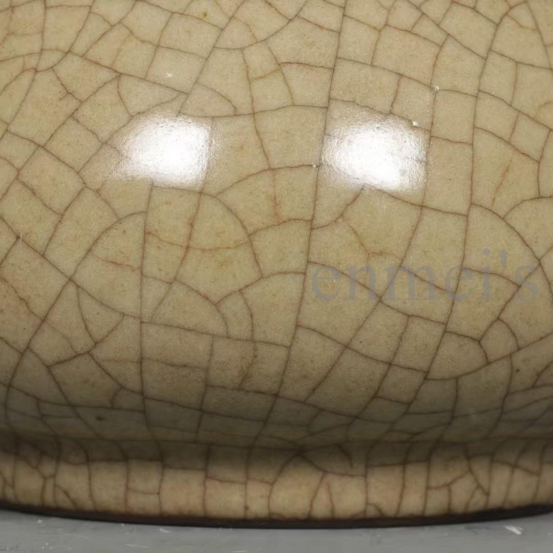 中国古美術・清哥窯款・米黄釉双耳香炉・木箱付・文房具・陶磁器・置物・禮品・仏具