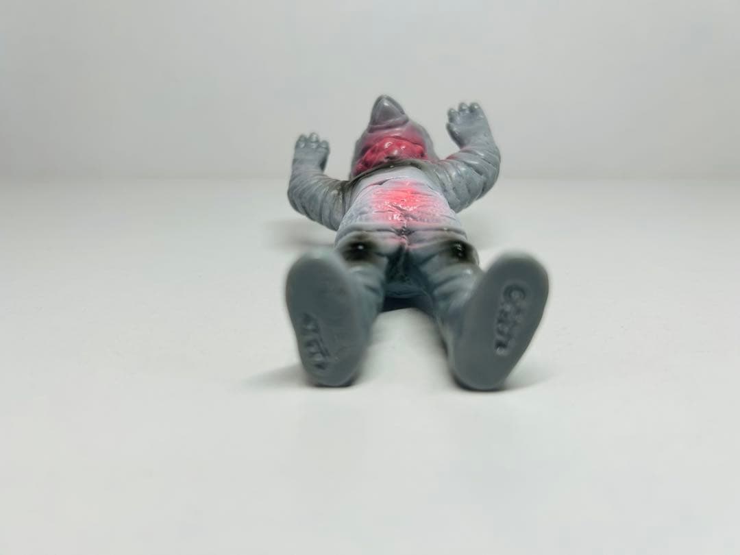 ベアモデル　ミニソフビ ガッツ星人　ソフビ　ウルトラセブン グレー