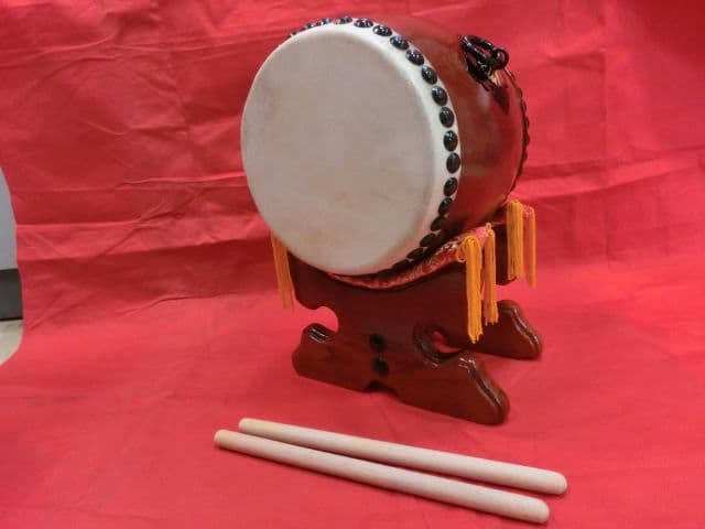 飾り太鼓5寸バチ付&締め太鼓セット　新品未使用