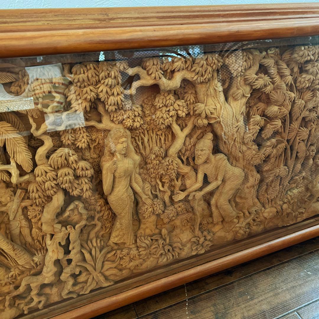 y593 特大サイズ 額装 ジャワ太古の民話を題材にした木彫りレリーフ 192㎝