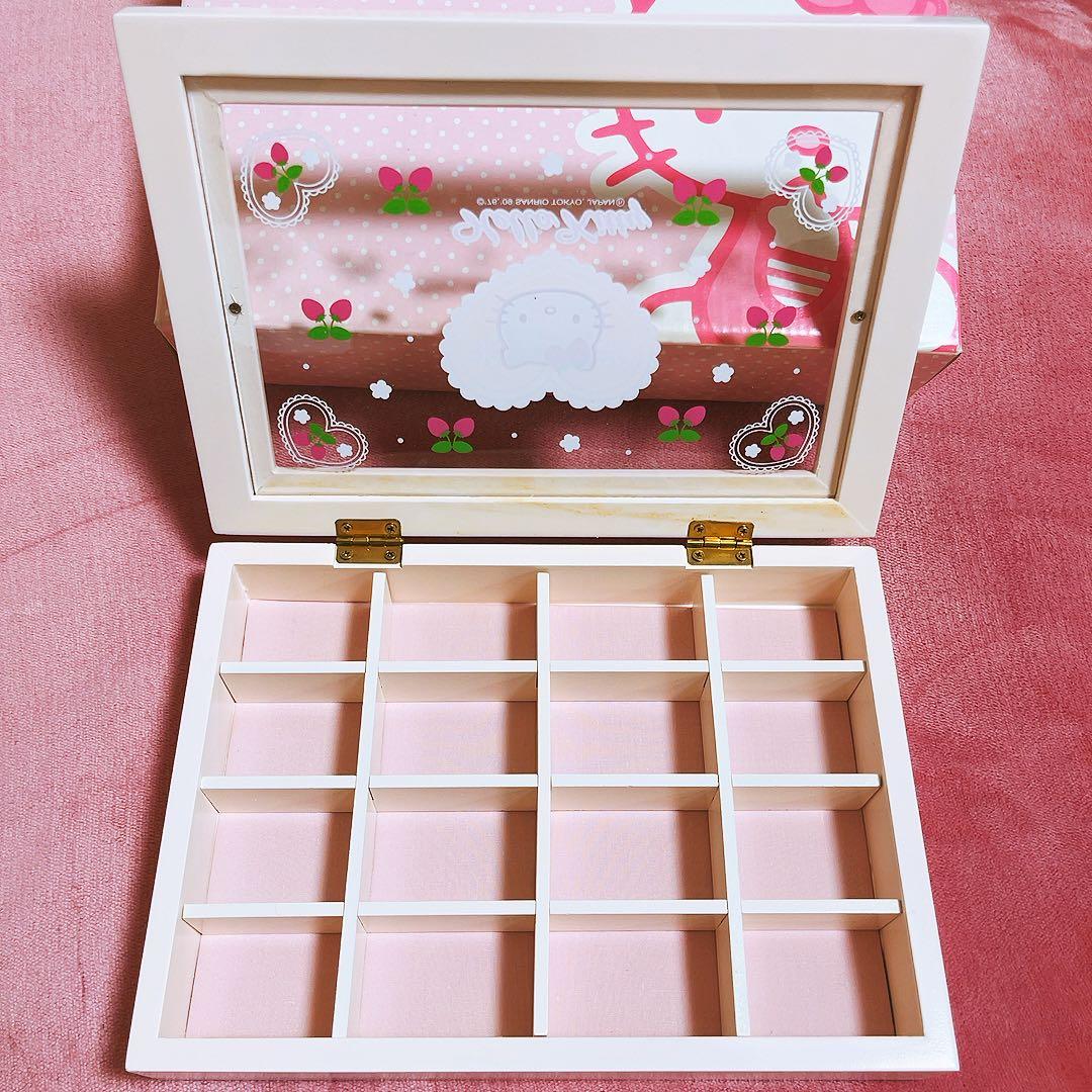 希少レア　ハローキティ　木製　ジュエリーケース　2009 非売品　サンリオ