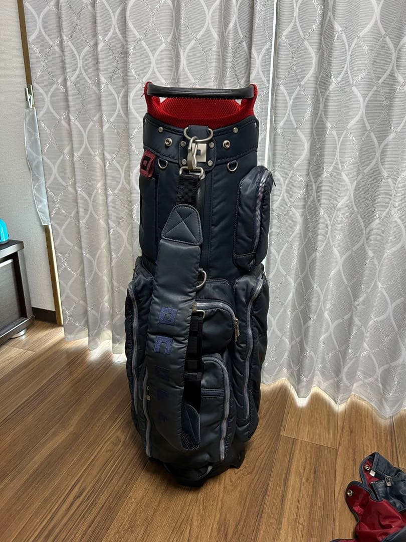 期間限定価格オノフ　ゴルフバッグ・キャディバッグ