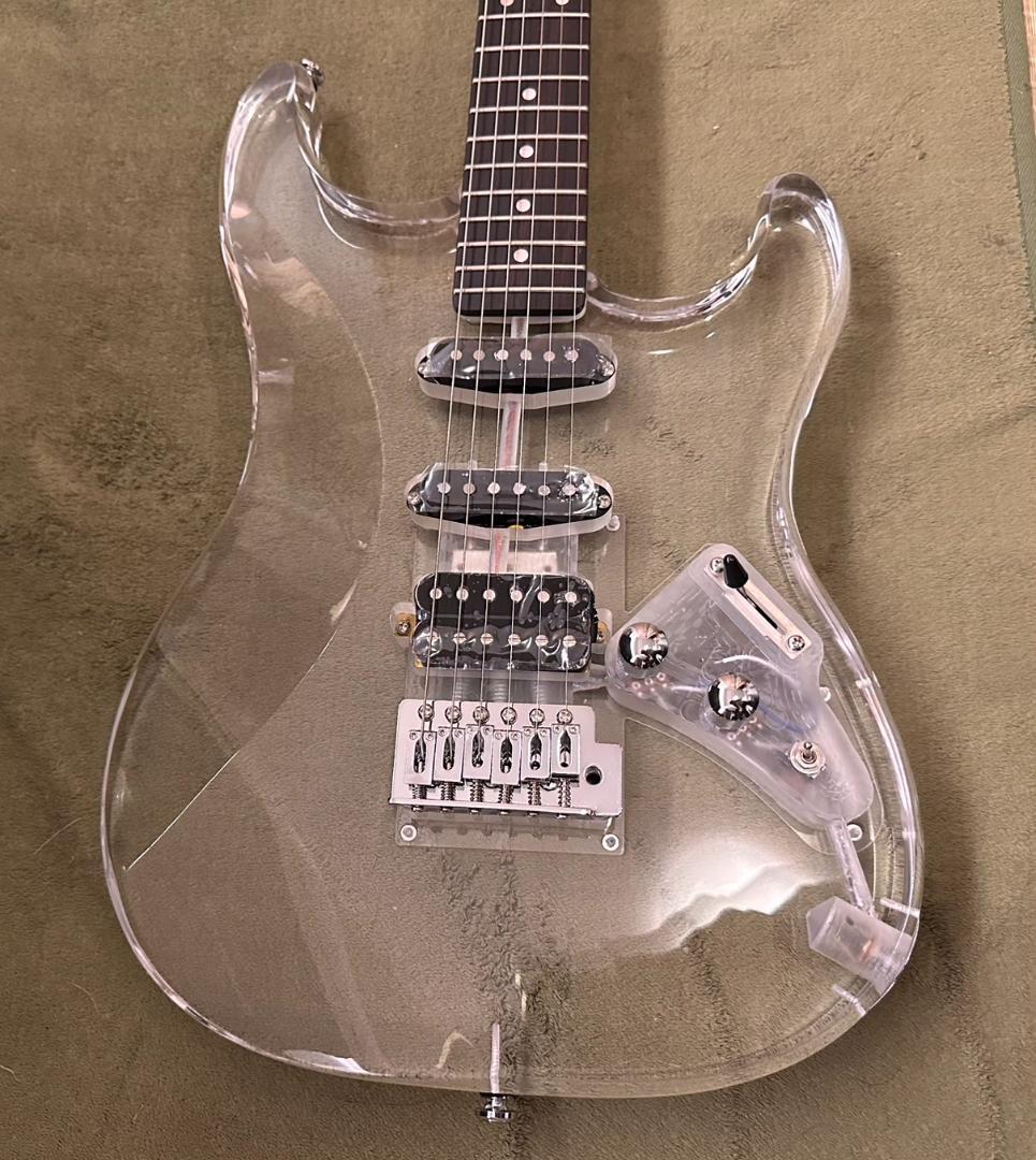 GALYDA　アクリル　透明　エレキギター　激レア　未使用に近い！