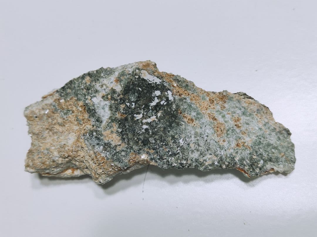 希少！　パワーストーン　天然石　グリーンガーネット　40g　No.765