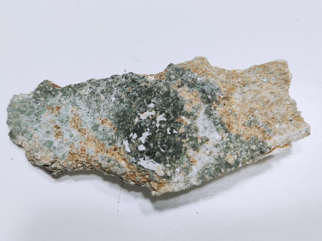 希少！　パワーストーン　天然石　グリーンガーネット　40g　No.765