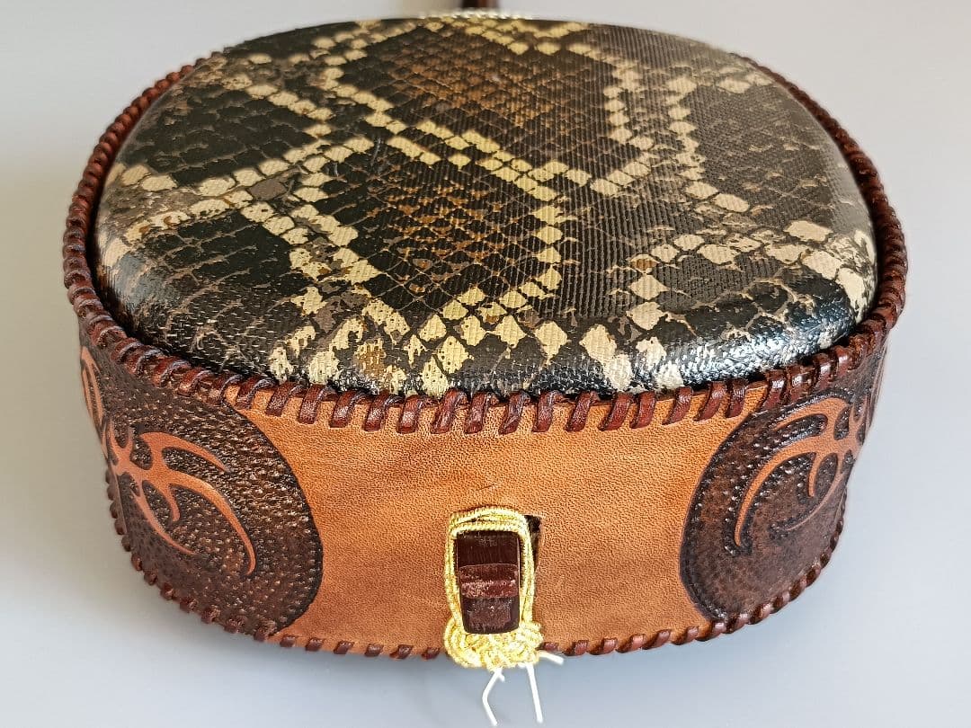 製作五棹のみ ベークライト製三線 名工平良昌則 与那城型 特注品