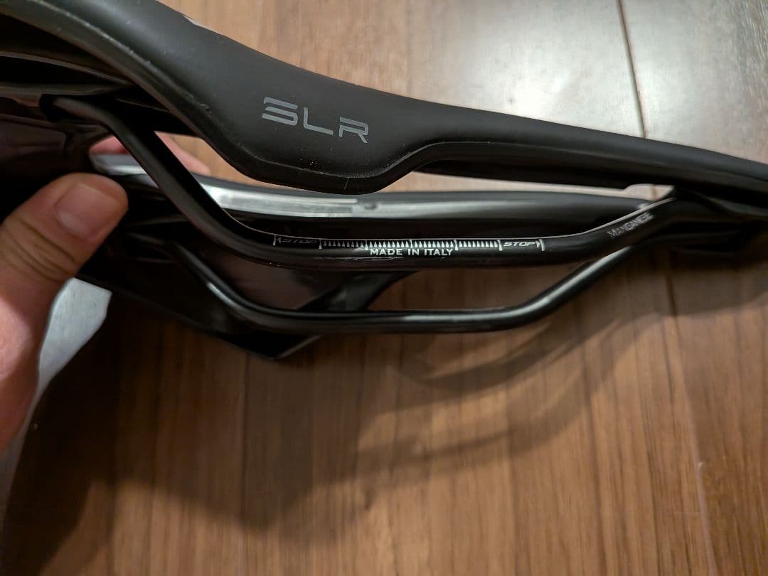 パーツ Selle Italia SLR BOOST TM S.FLOW Mn L