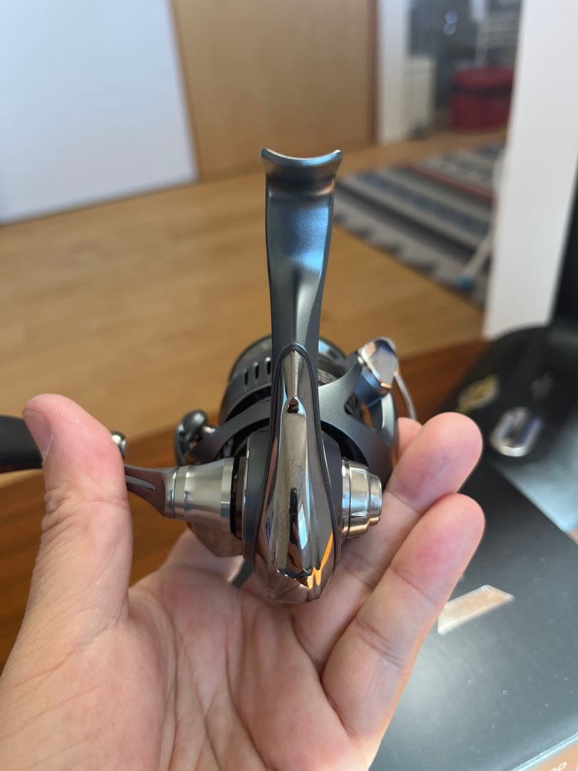 ダイワ　24エアリティST SF2500SS-H-QD