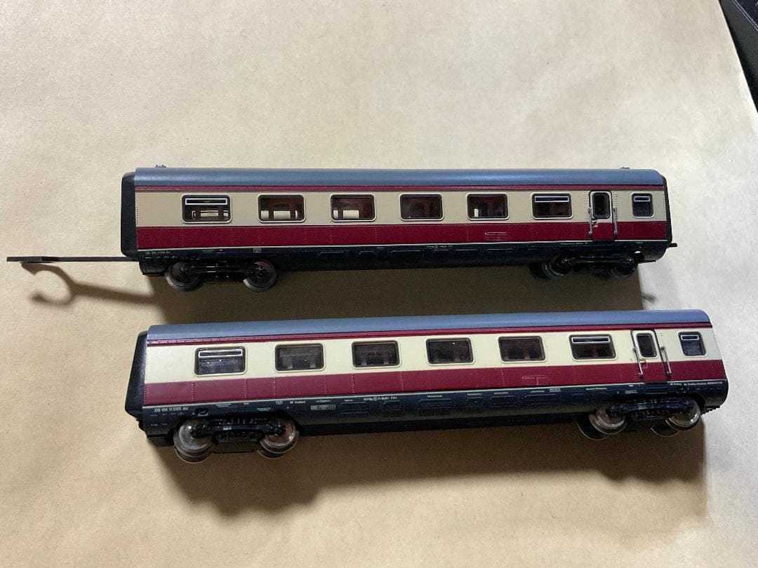 Roco VT 11.5 BR601　客車　連結バー付き