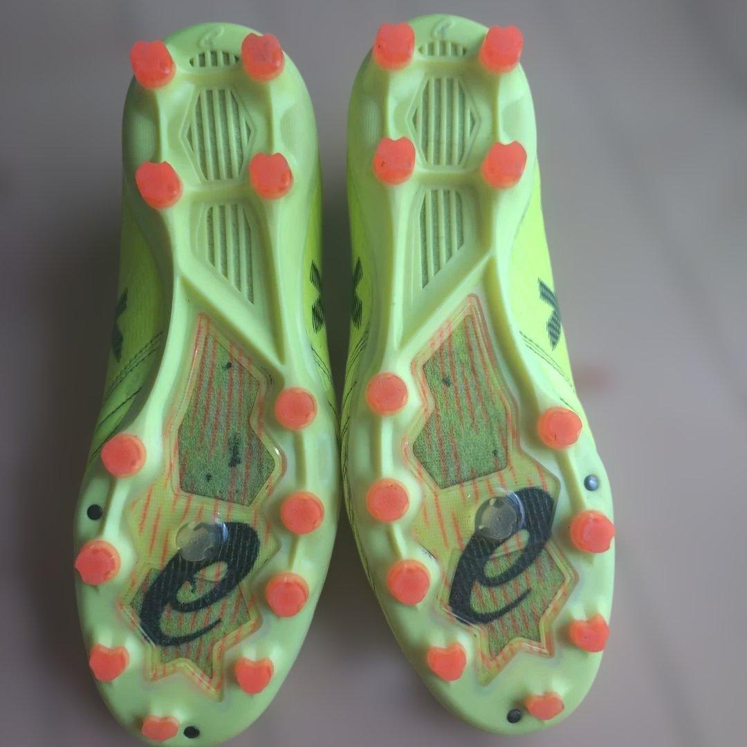 ★ASICS DS LIGHT X-FLY PRO２サッカーシューズ２６センチ★