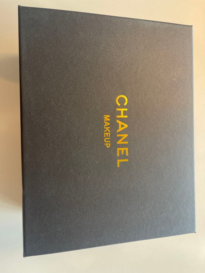 CHANEL キルティングショルダーバッグハートチ エーンノベルティ