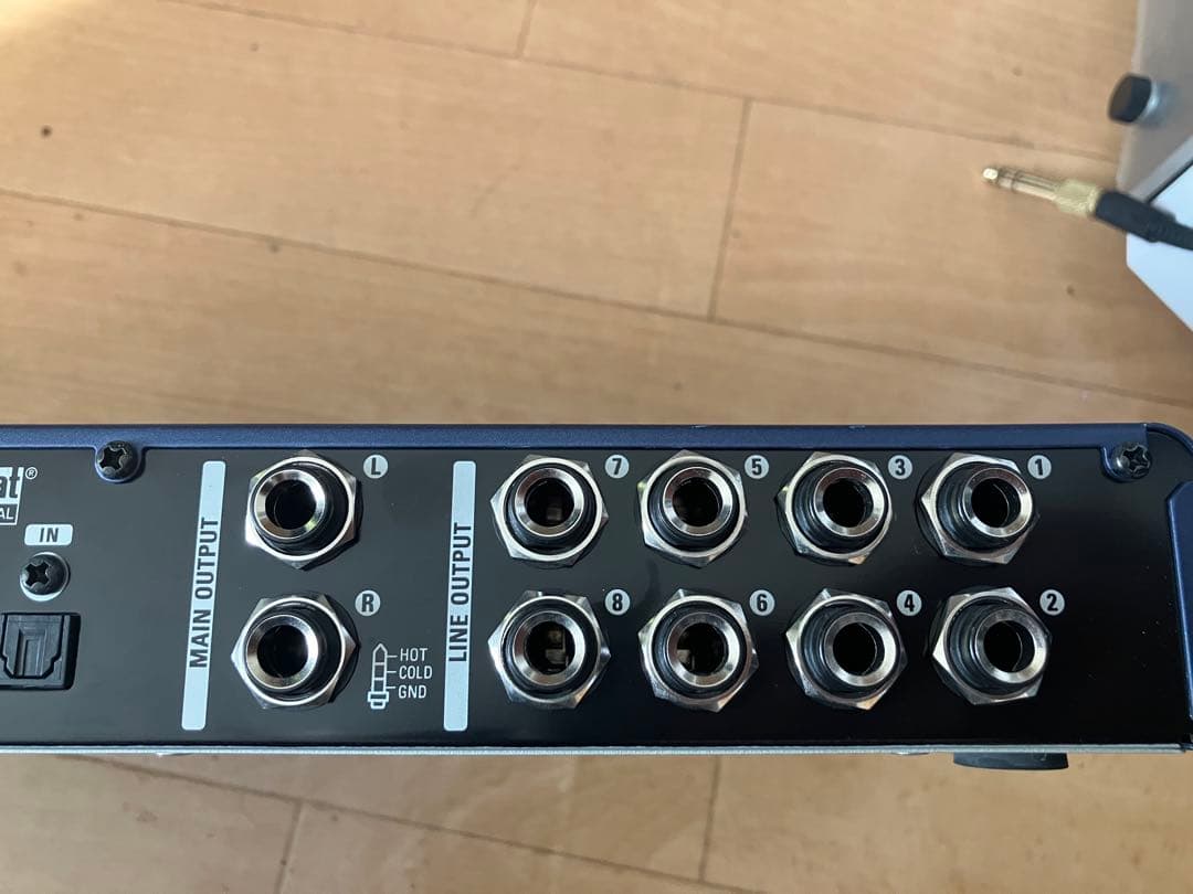 ZOOM TAC-8 8chオーディオインターフェイス 付属品あり