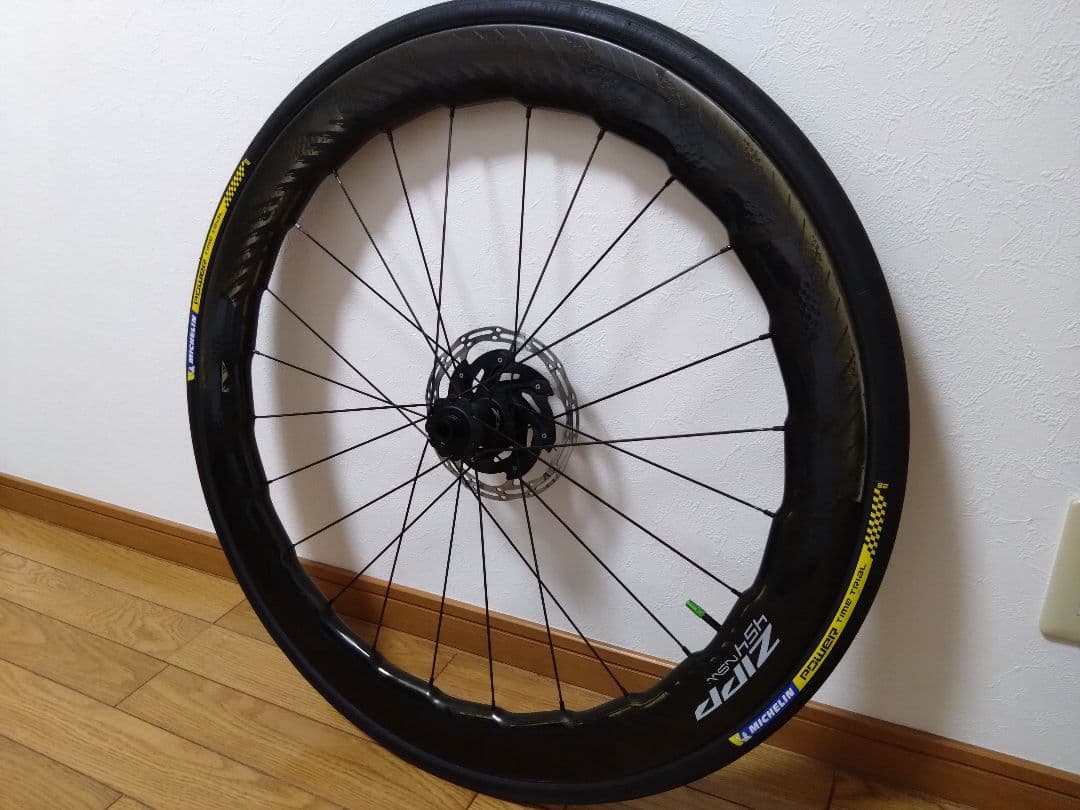ZIPP 454nsw （前輪）ZIPP SUPER9 DISC（後輪）