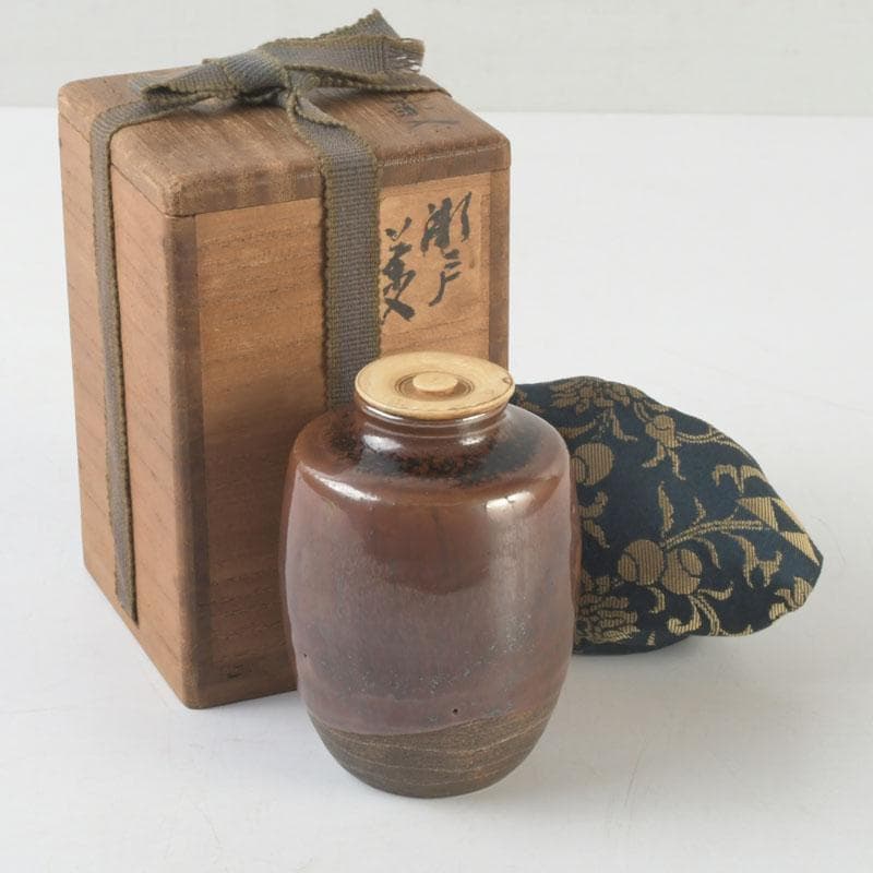 茶道具　瀬戸焼　茶入　仕覆付　裏千家十一代玄々斎極め箱　V　9672