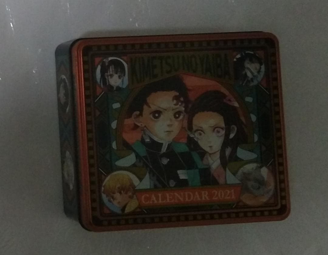 鬼滅の刃 特製缶入り日めくりカレンダー コミックカレンダー2021