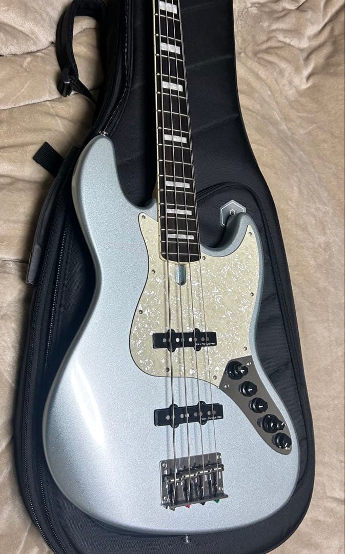 Sire ( サイアー ) / V7 4ST Alder エレキベース