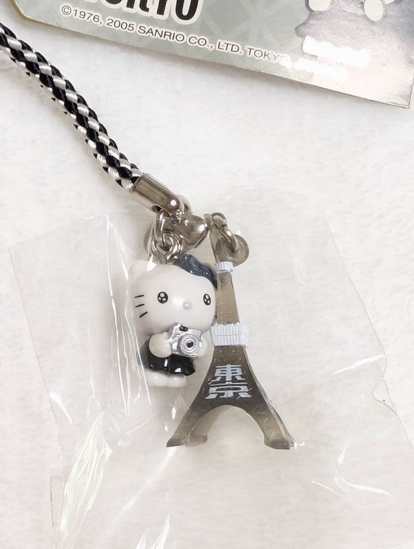 ご当地キティ　根付け　東京限定　東京タワー モノクロ 激レア