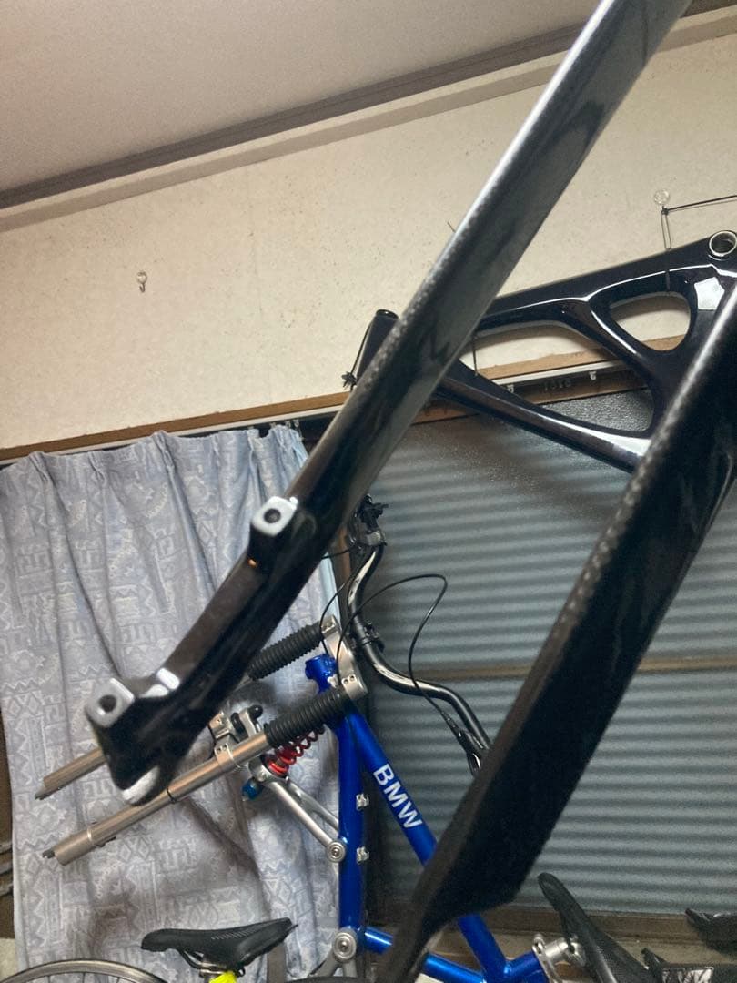 謎フルカーボンフォーク 29インチ ディスク対応