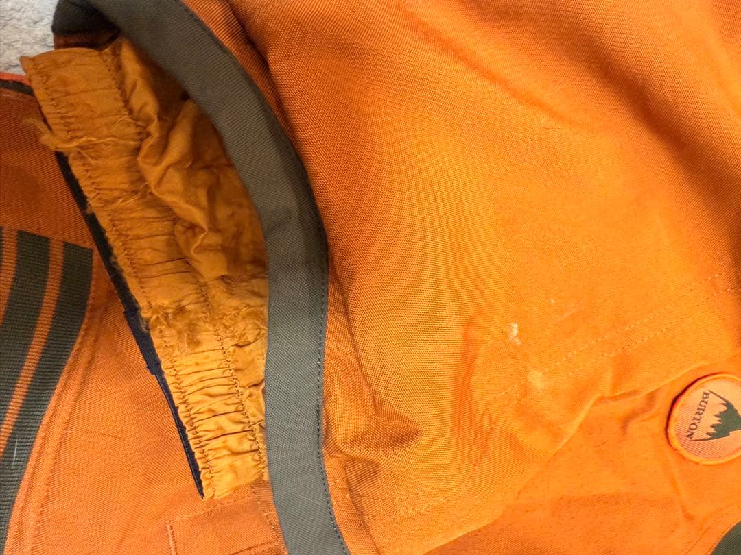 バートンBurton子ども用スノーボードウェア4T（100センチ相当）