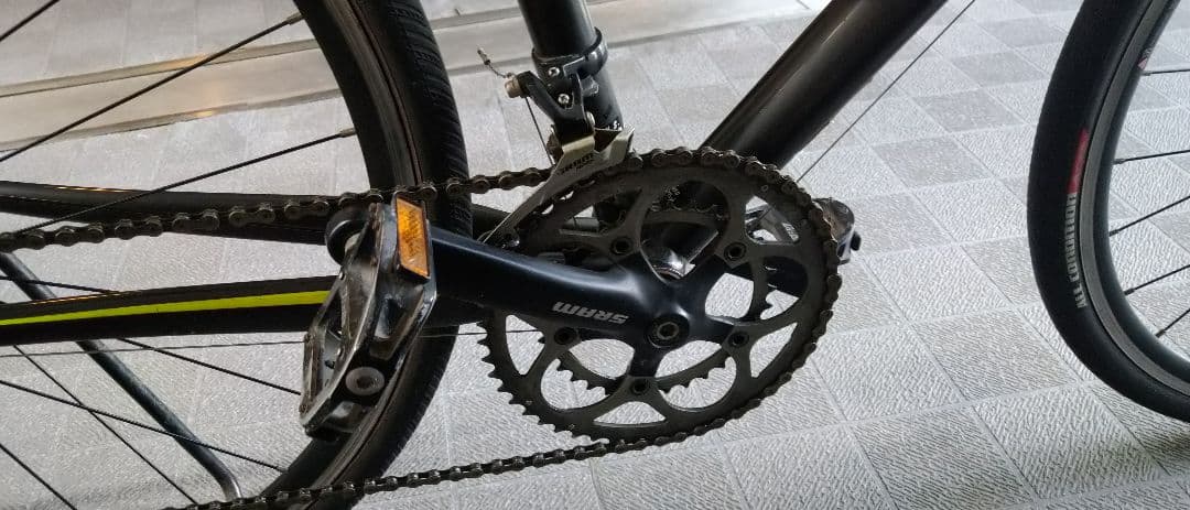 スペシャライズド　シラス　エキスパート　M