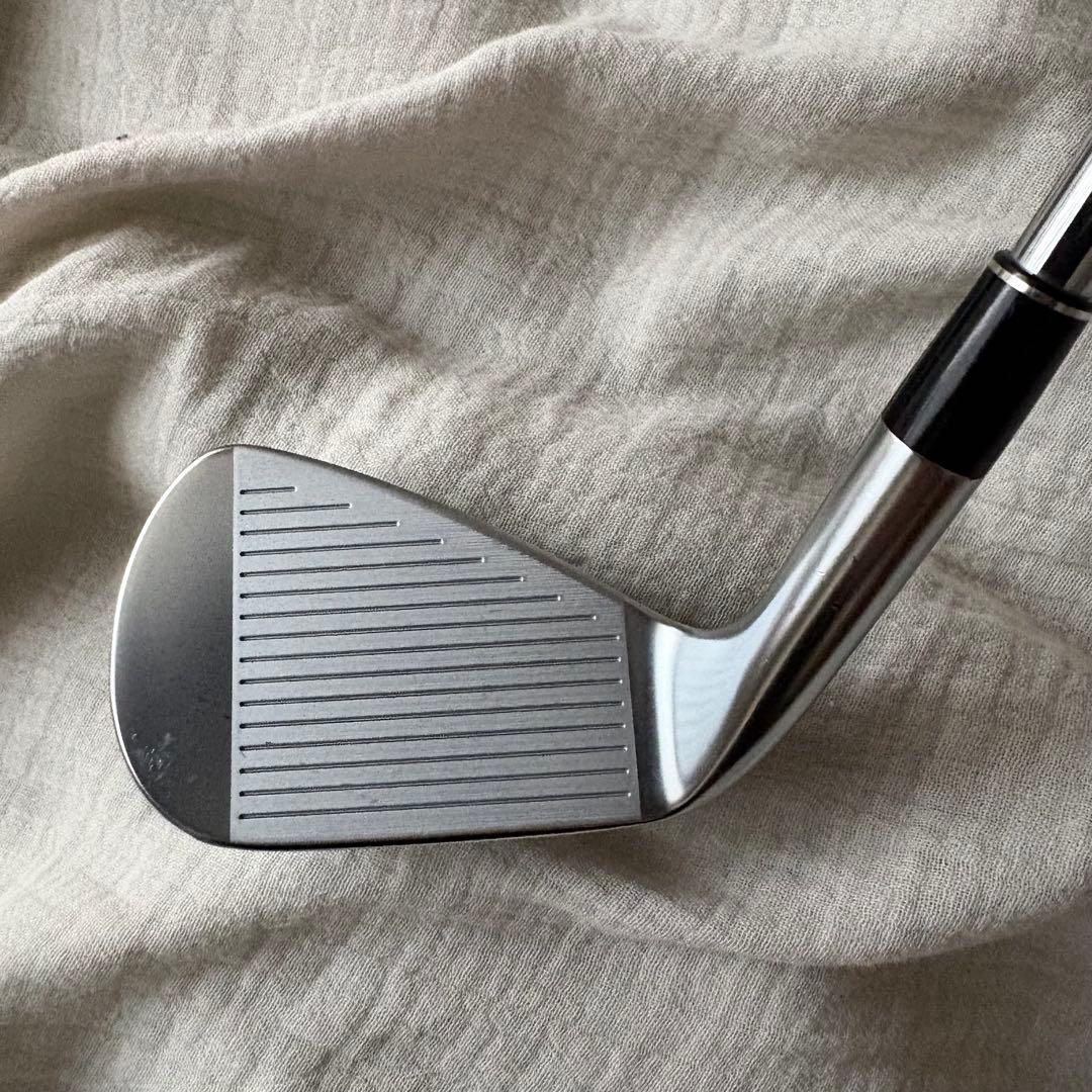 【美品】スリクソン ZXi5 アイアン　ns pro 950gh