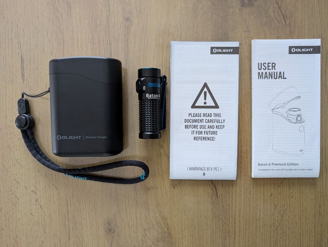 Olight Baton 4 Premium Edition 懐中電灯