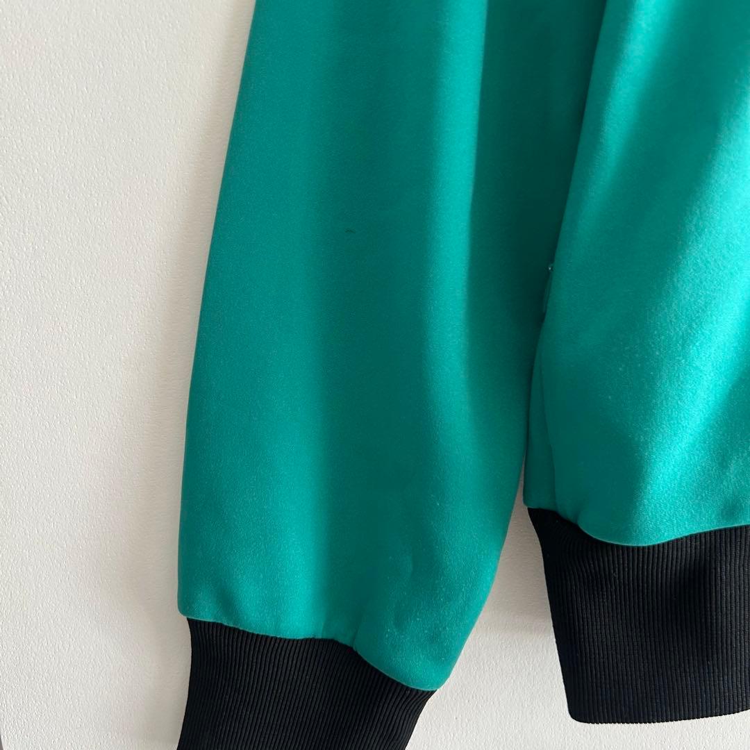 V12 ゴルフウェア ゴルフトップス ストレッチ素材 プルオーバー M b042