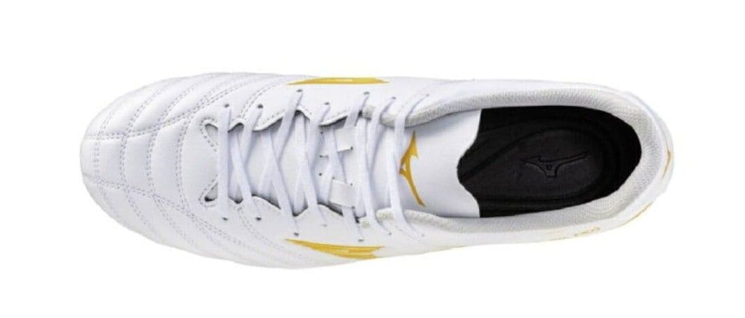 【新品未使用】ミズノ サッカースパイク モナルシーダ NEO 3 26cm