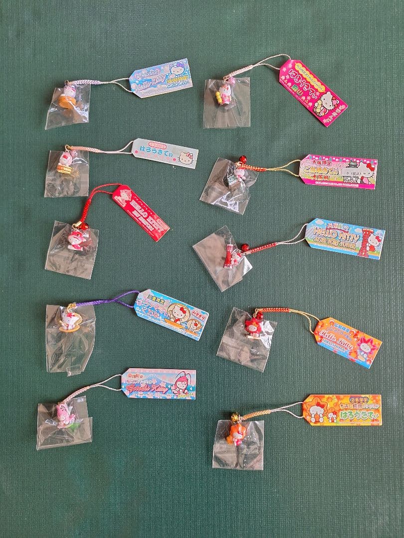 キティストラップ　ご当地キティストラップ１５０種１５０固以上