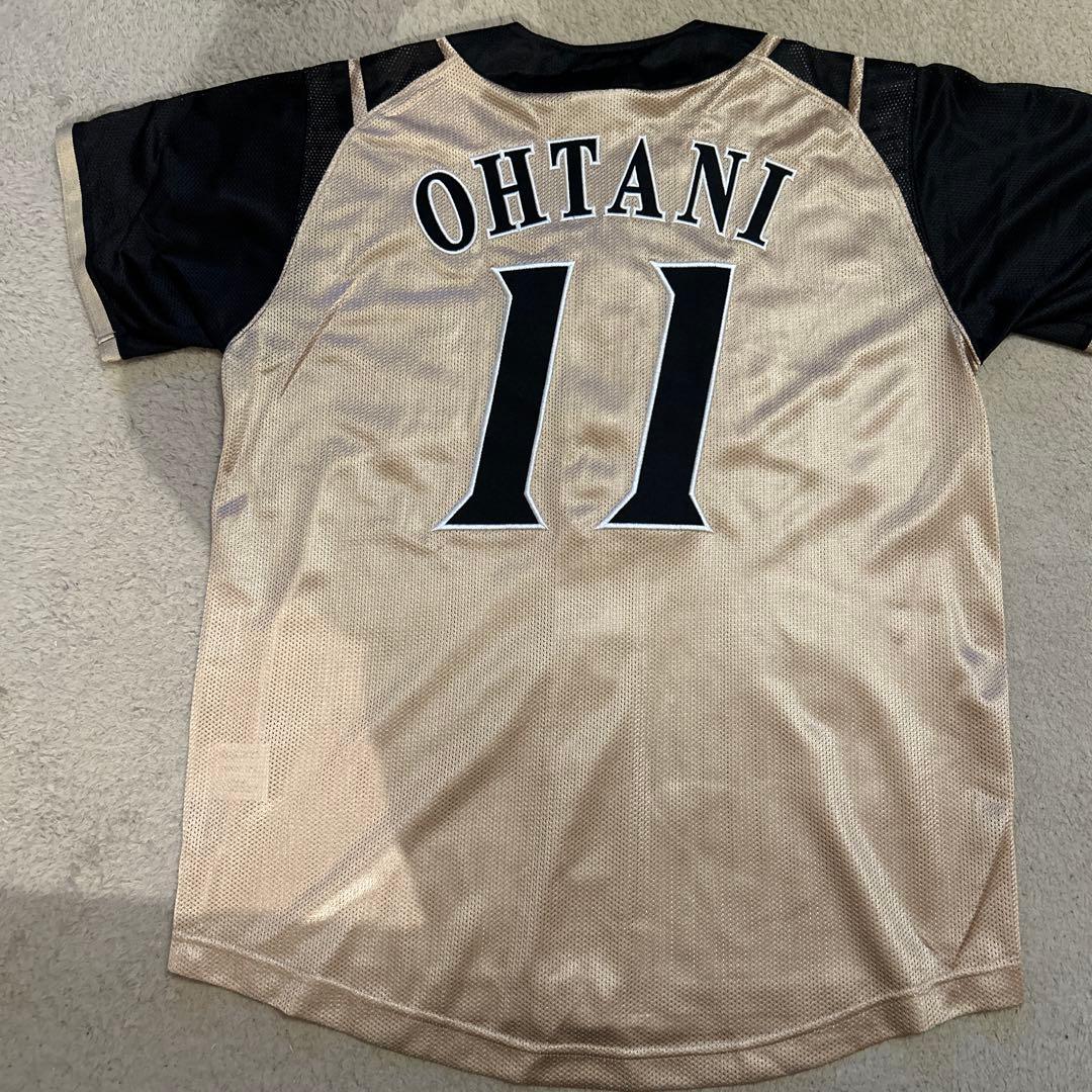 大谷翔平　日本ハムビジターレプリカユニフォーム　サイズ130