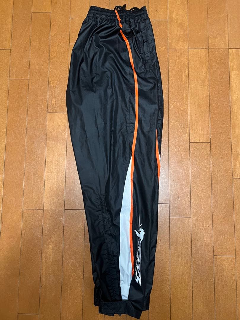 クボタスピアーズ選手支給品　Cotton時代のウインドブレーカーズボンXO