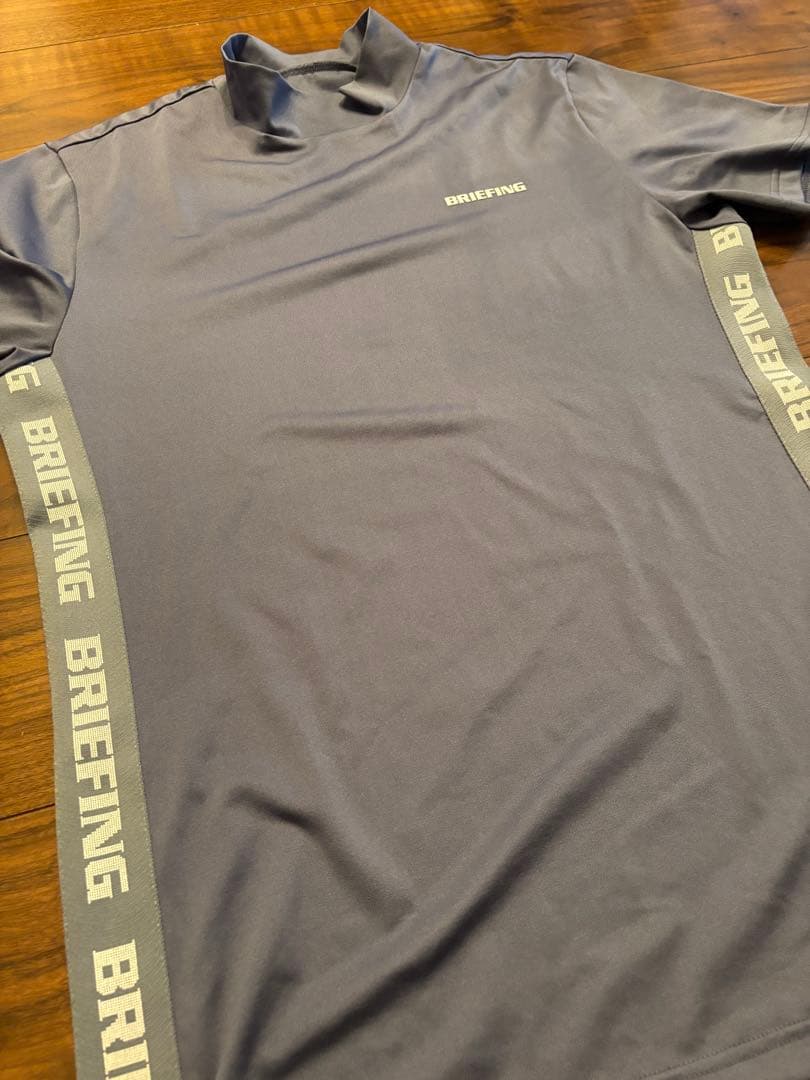 ブリーフィング　モックネックシャツ　Mサイズ　グレー　半袖　ミッドネックシャツ