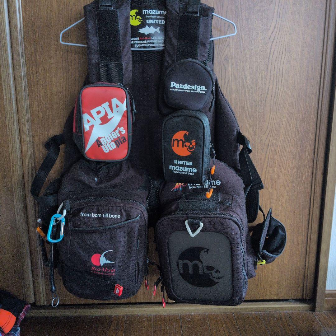 マズメ　レッドムーンライフジャケット美品 mazume