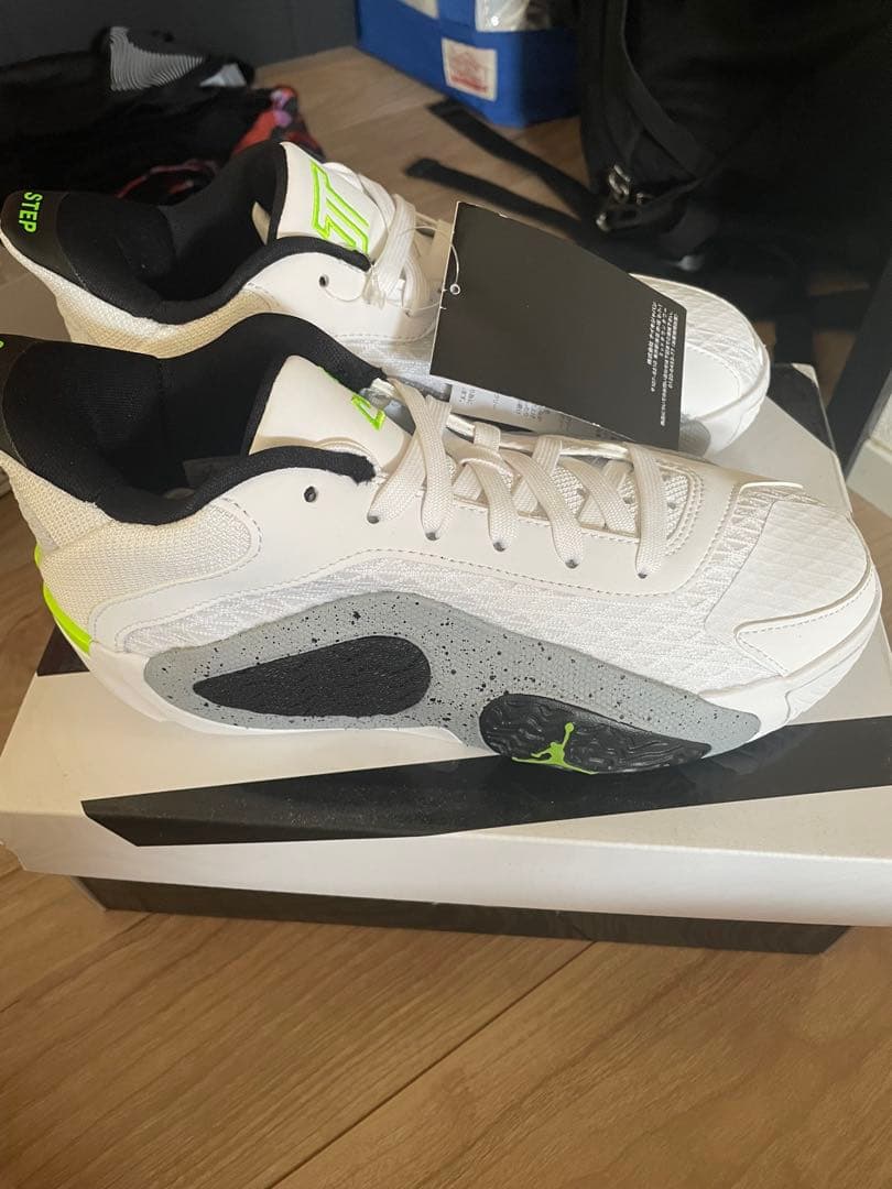 新品未使用ジョーダン　テイタム2ジュニア