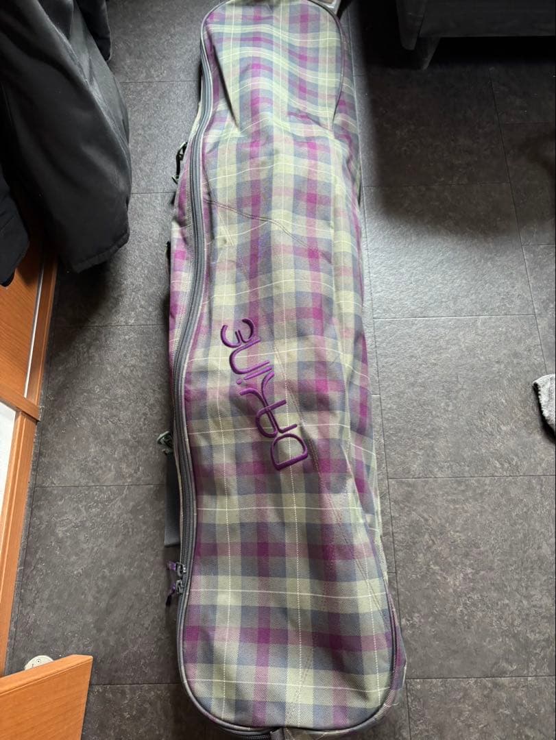 SHERBET GLAMMER 144 スノーボードとバッグ