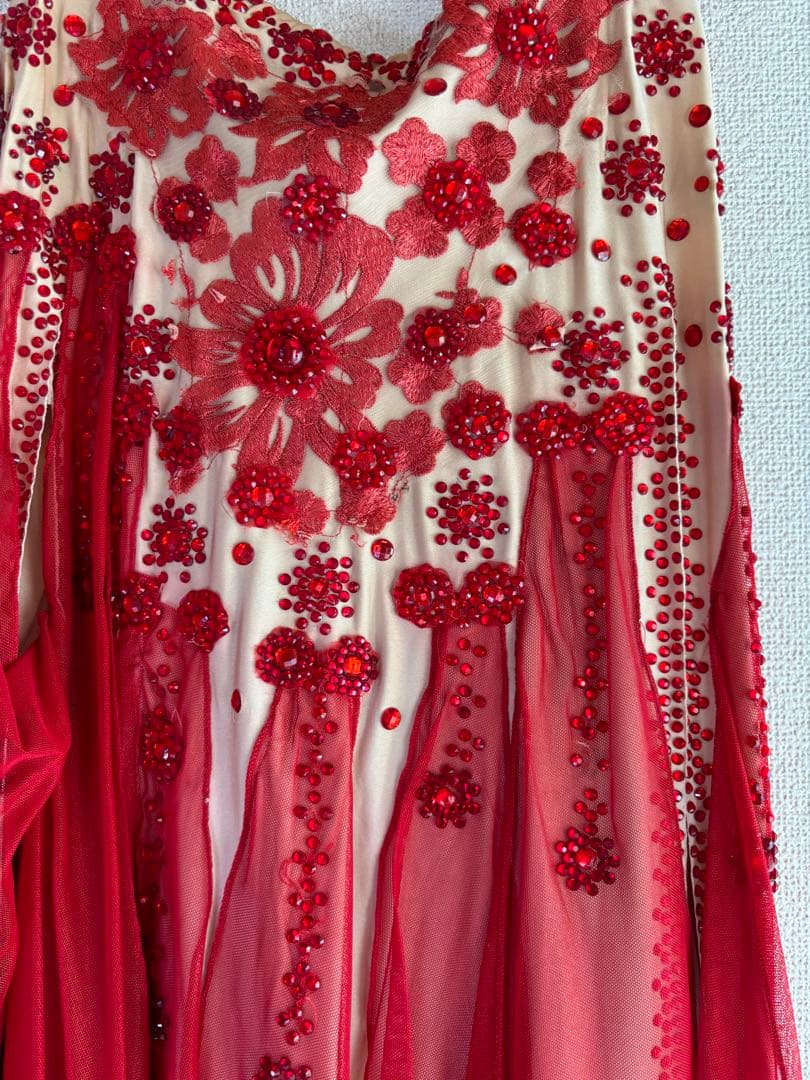 ベリーダンス用ロングドレス 赤とクリーム色