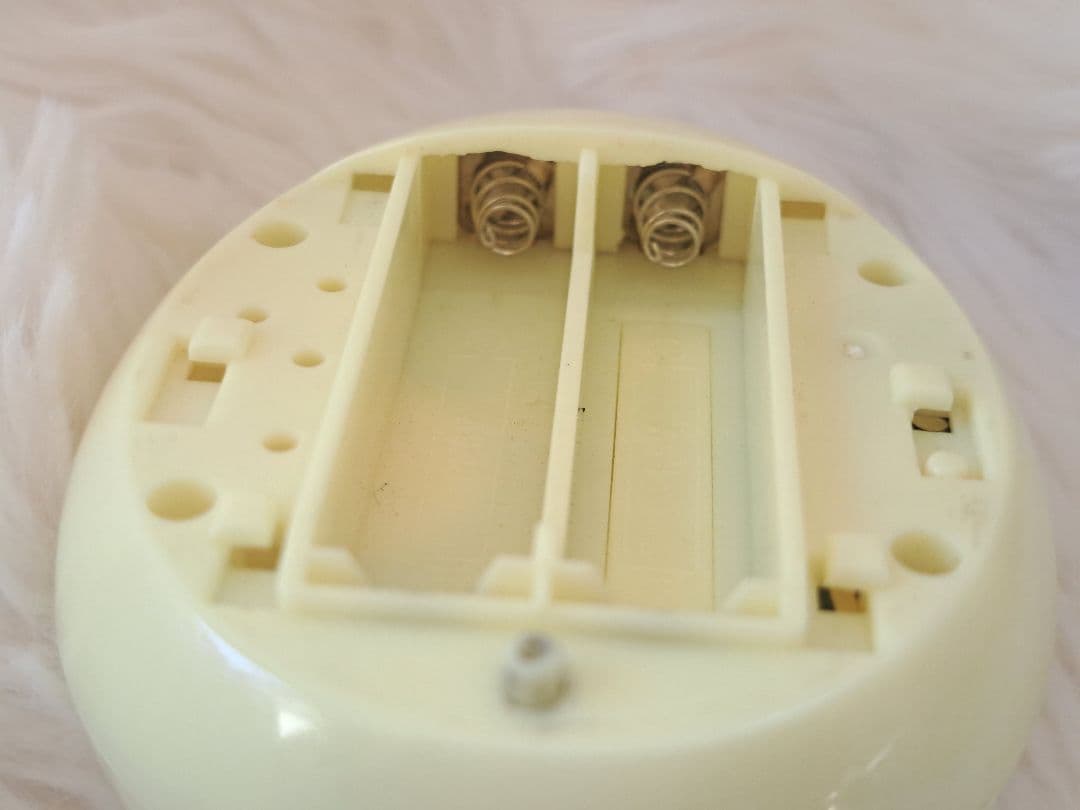 z*e様 たまごっち ピース 本体 イエロー