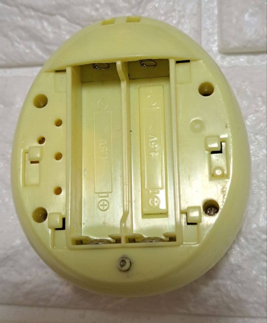 z*e様 たまごっち ピース 本体 イエロー