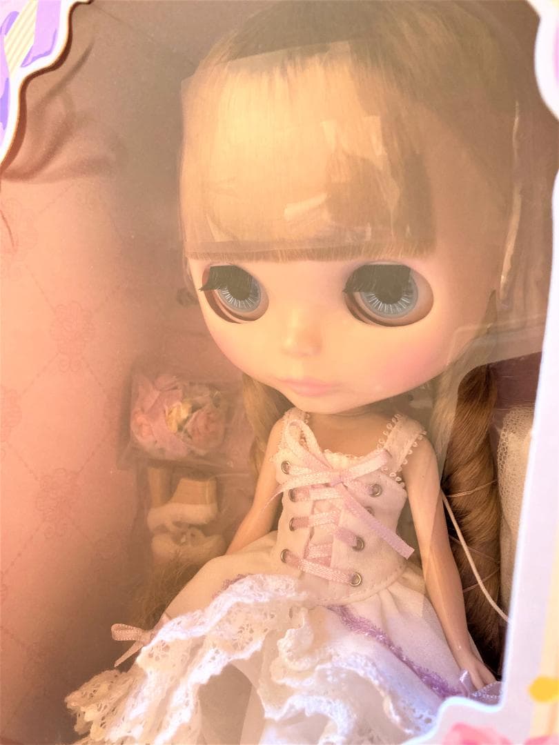 新品・未使用！CWC4000体限定生産 Blythe ラブアンドモア♪