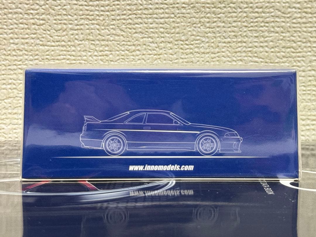 INNO64 1/64 Nissan Skyline GT-R R33ミニカー