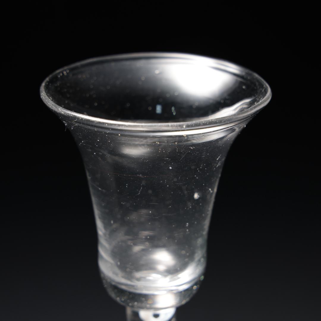 アンティークグラス　オペーク（乳白色）ツイストステム　ゴブレット　R1540ダI